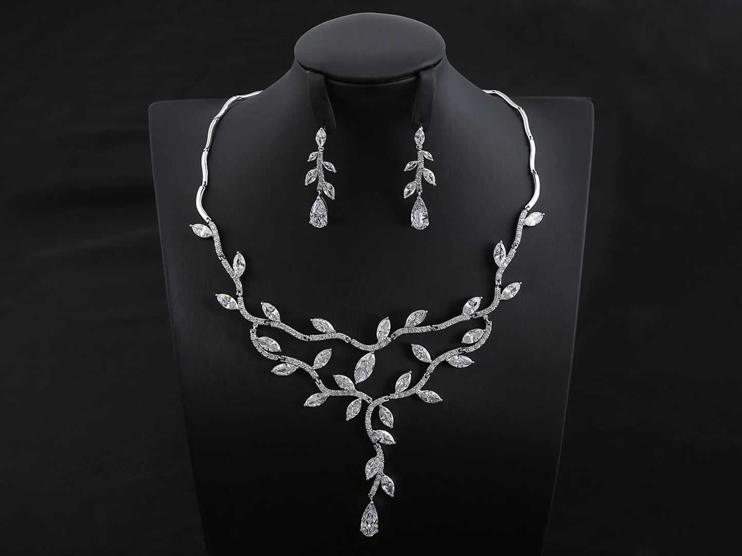Bridal Jewelry Set For Bride - Silver Kebble Jewelry