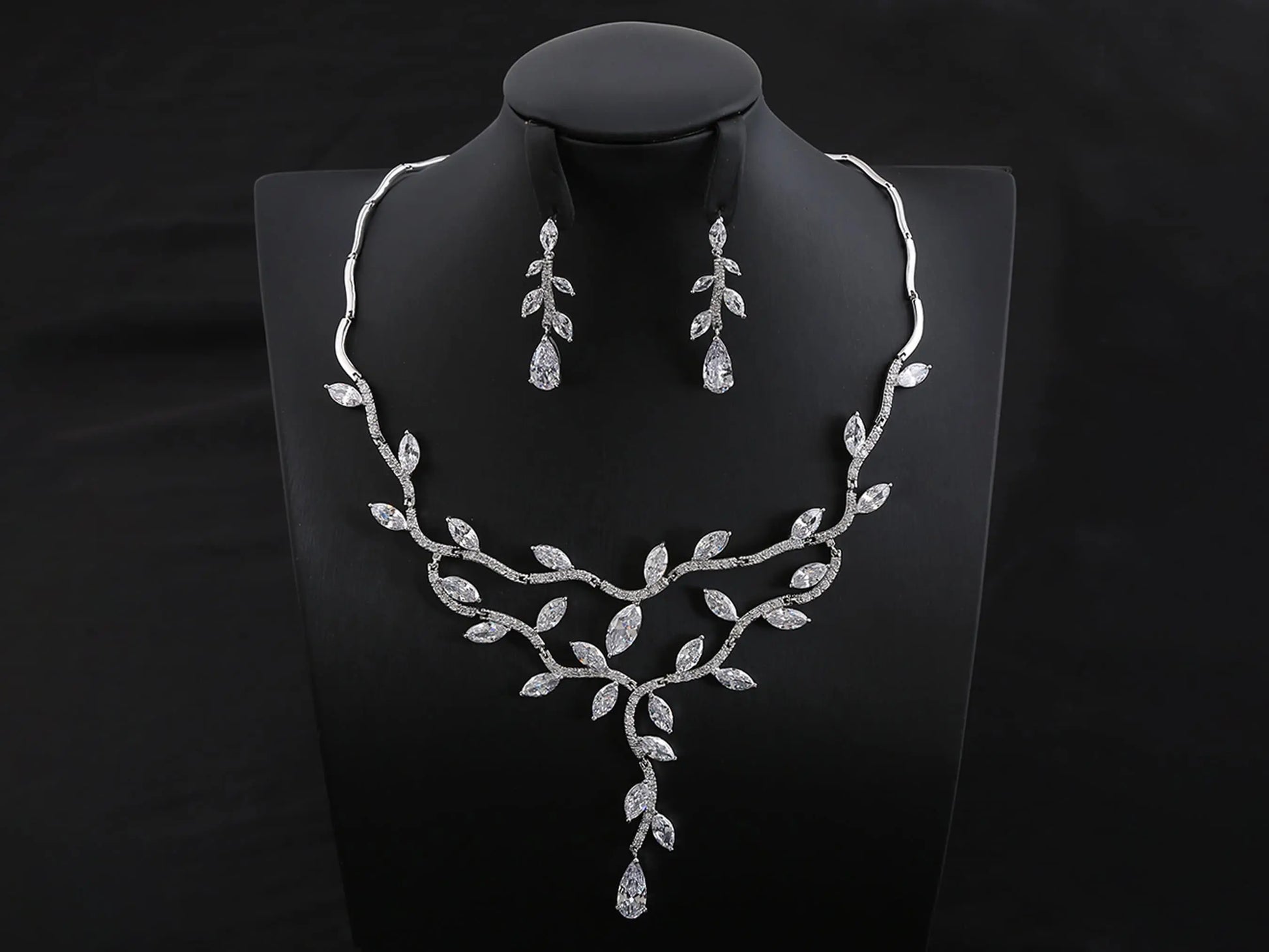 Bridal Jewelry Set For Bride - Silver Kebble Jewelry
