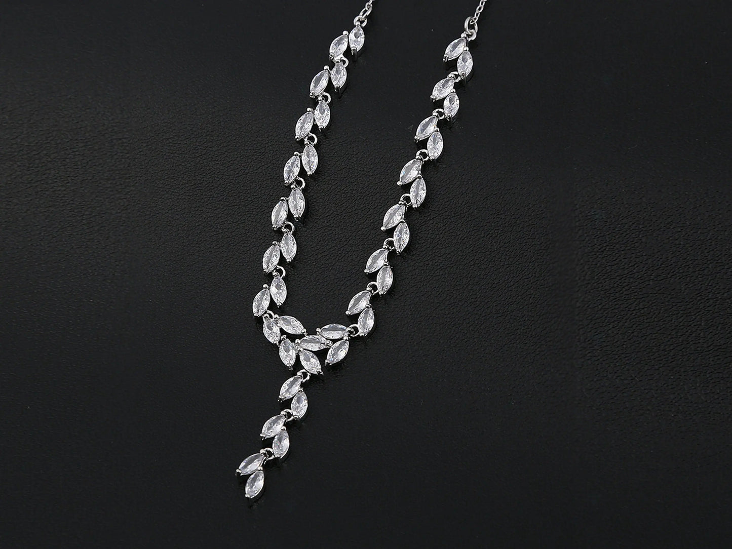 Bridal Jewelry Set, Platinum Plated, Shiny Vine Set - Silver Kebble Jewelry