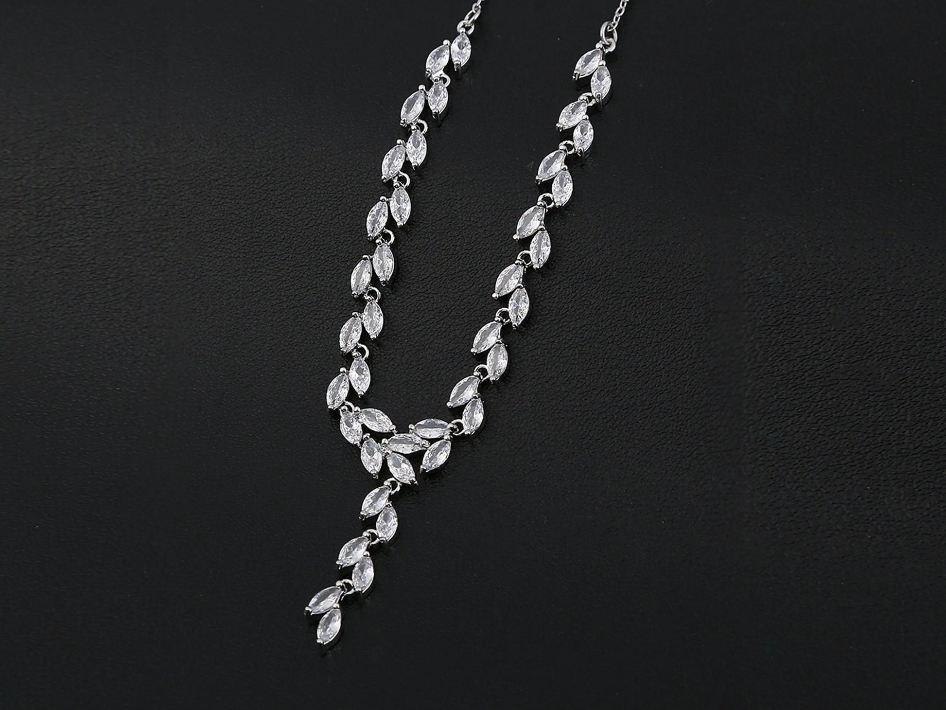 Bridal Jewelry Set, Platinum Plated, Shiny Vine Set - Silver Kebble Jewelry
