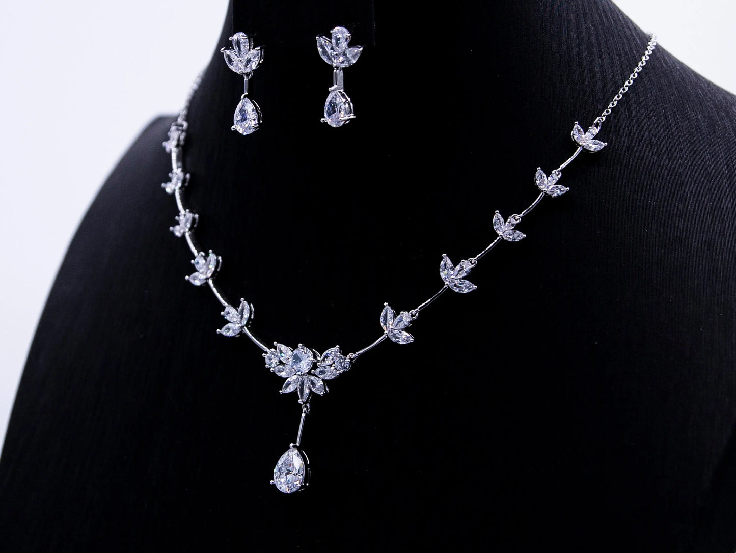 Wedding Jewelry Set | Crystal Necklace + Earrings - Silver Kebble Jewelry