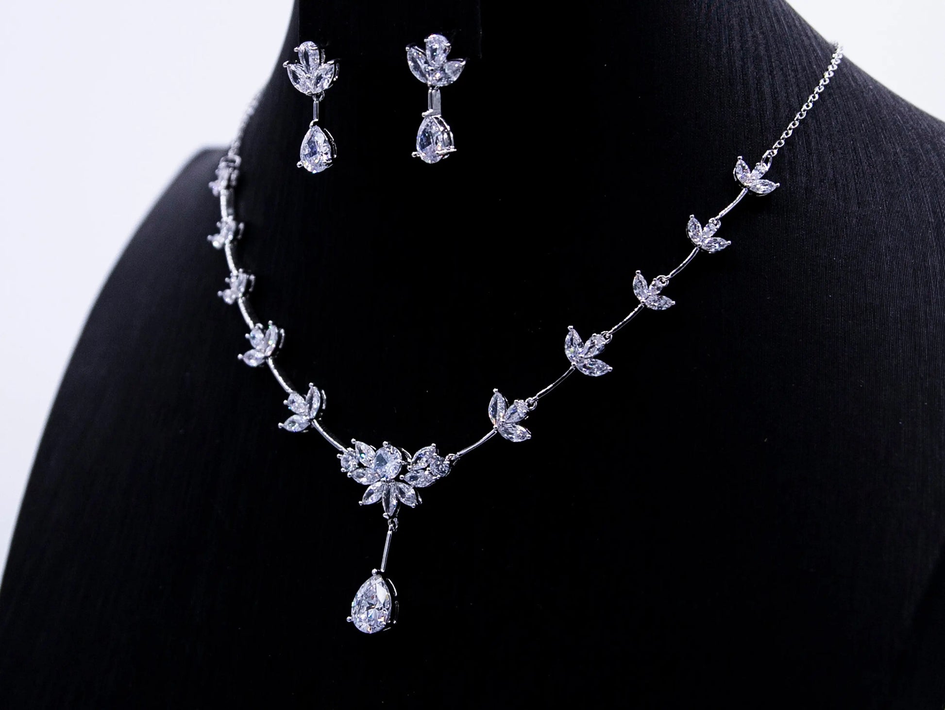 Wedding Jewelry Set | Crystal Necklace + Earrings - Silver Kebble Jewelry