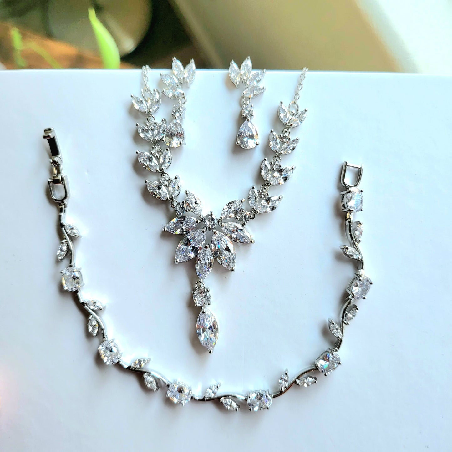 Silver Bridal Jewelry Set for Bride, Bridal Jewelry Set for Bride, Bridal Necklace and Earring Set, Silver Drop Earrings, Wedding Jewelry