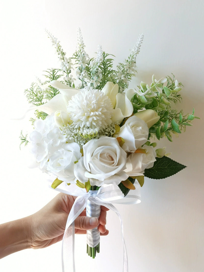 Timeless Bridal Bouquet with Calla Lilies and Roses