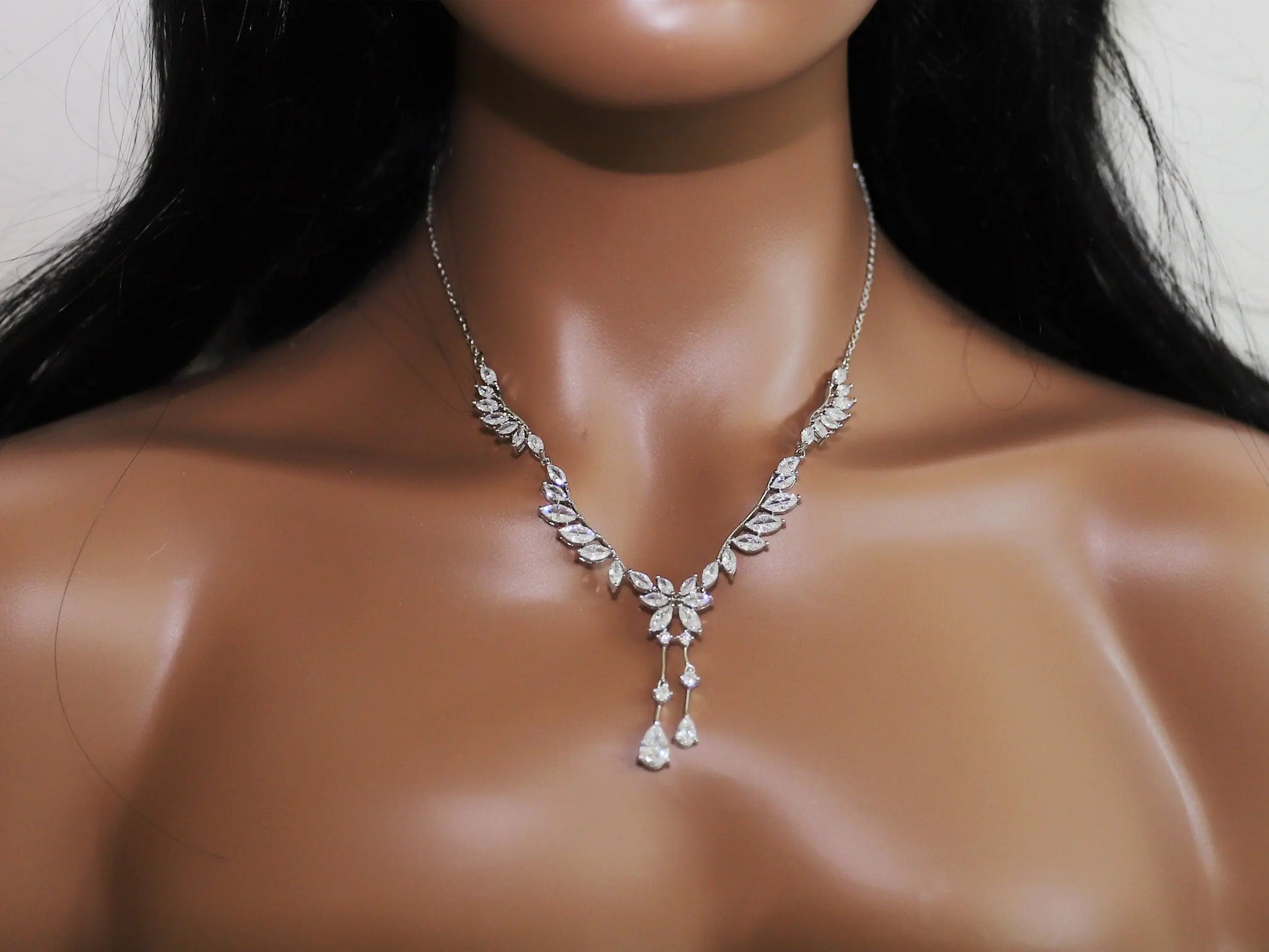 Delightful Silver Angel Wings Necklace and Earring Set - Silver Kebble Jewelry